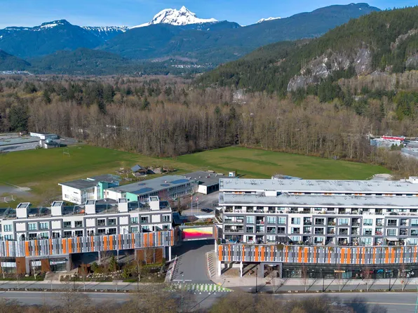 38362 Buckley Ave #420, Squamish, BC V8B 0J8