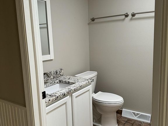 3rd image of 11911 W Rainbow Ave