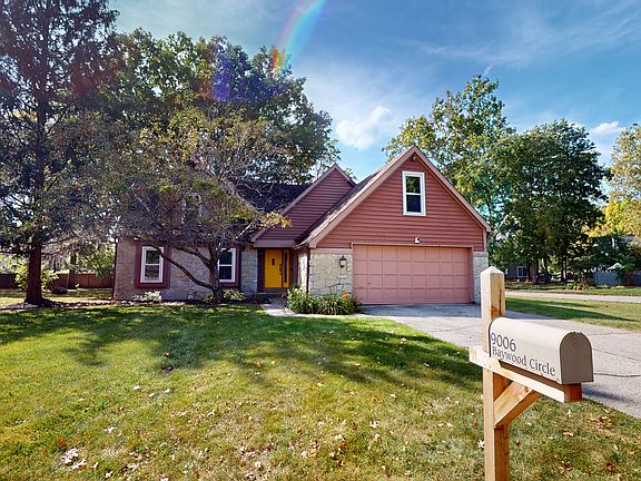 2nd image of 9006 Baywood Cir
