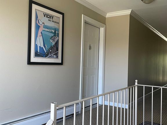 Entrance to apartment