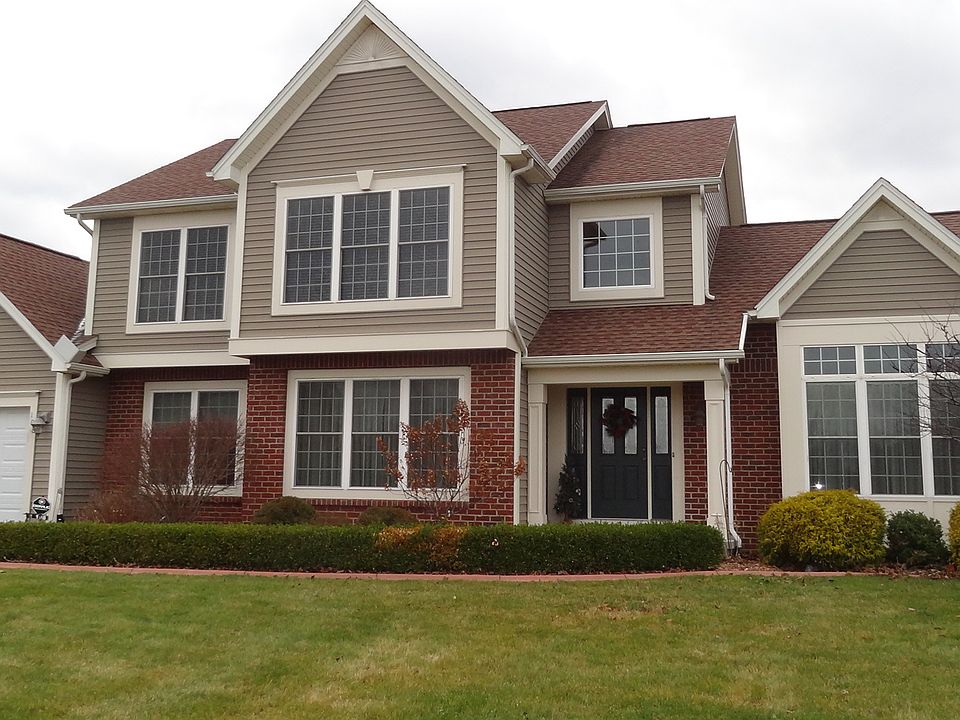 1st image of 108 Jade Creek Dr