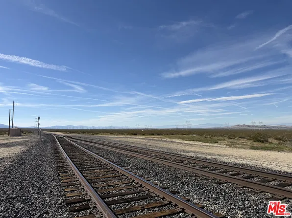 0 Vac Vic Ste Ave #195-U8, Palmdale, CA 93551