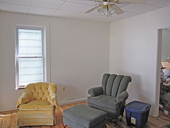 4th image of 83-85 W Monroe St