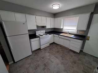 3117 W St, Lincoln, NE 68503