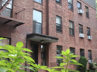 4728 215th Pl, Flushing, NY 11361