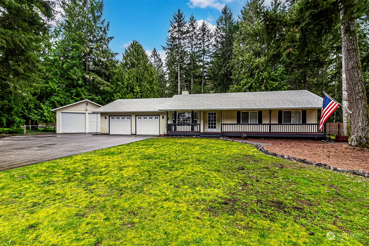 220 Country Estates Drive W photo 1
