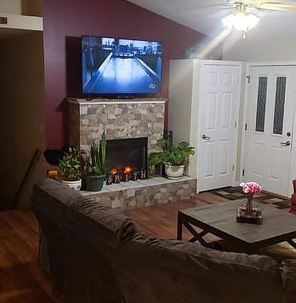 4th image of 1 Morgan Ln