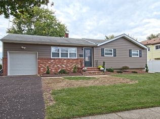 5 Oscar Way, Hamilton, NJ 08620