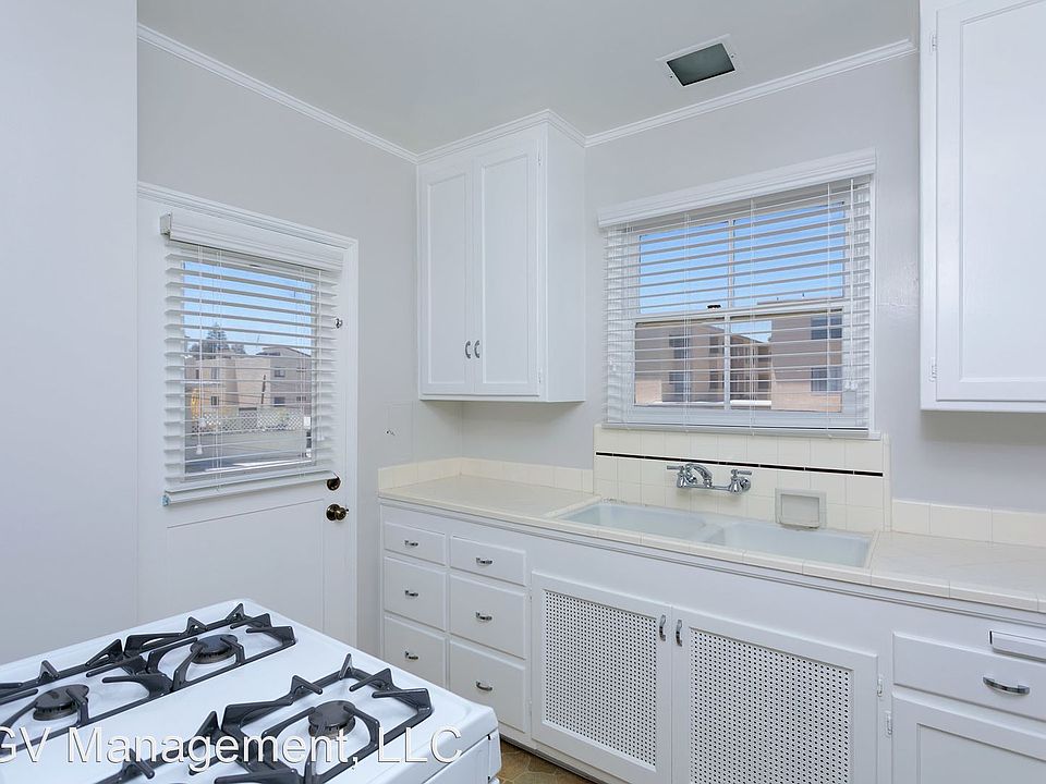 1st image of 499 S Oakland Ave #6269344