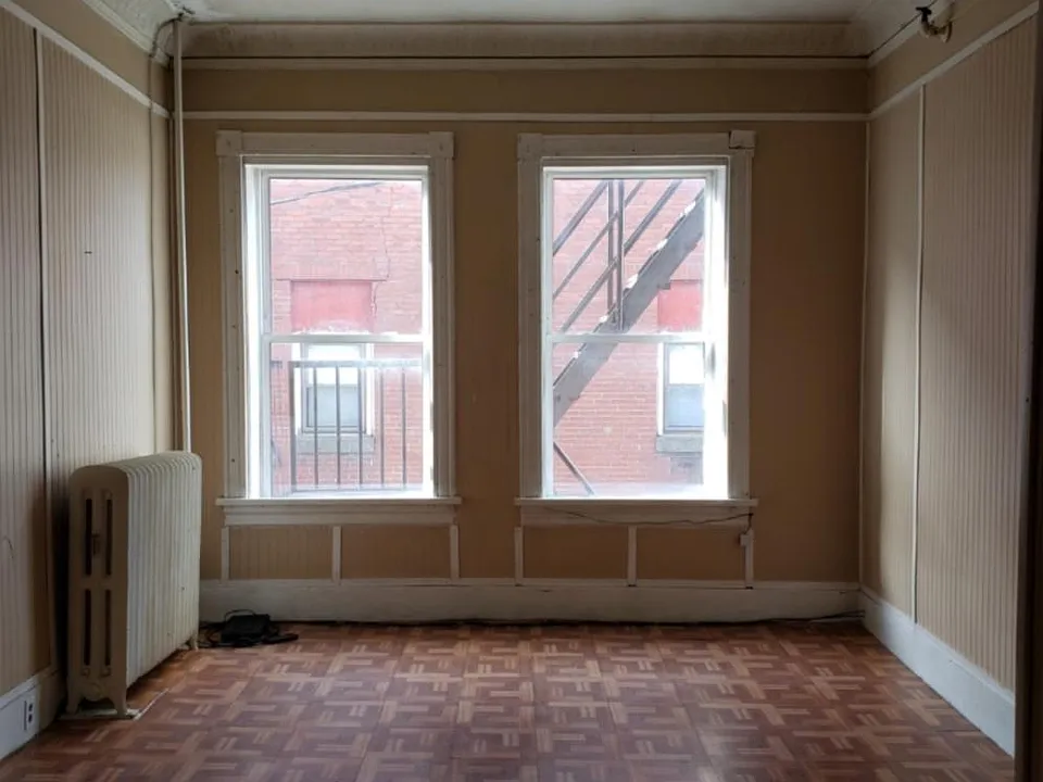477 Main St