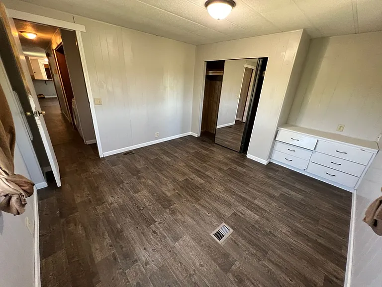 6 Reeves Rd — Photo 31