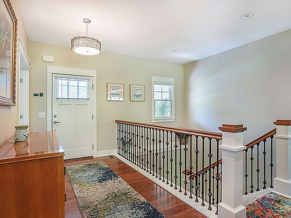 5th image of 4071 Maybeck Dr NE