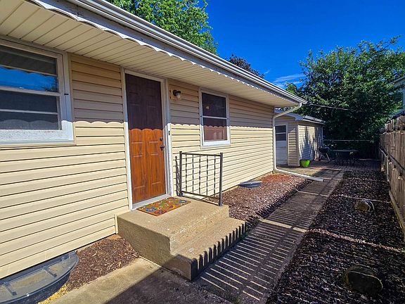 5th image of 2203 Wilmette Dr