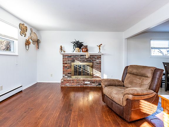4th image of 5514 Hollister Dr