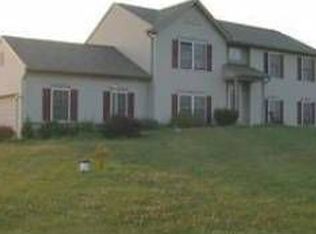 100 Log House Rd, Oxford, PA 19363