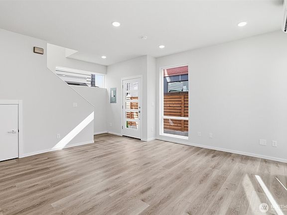 5th image of 1816 24th Avenue S