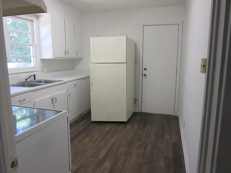 1107 Slater St #1/2 — Photo 4