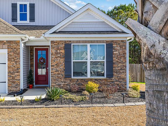 4th image of 1831 Bards Drive SE