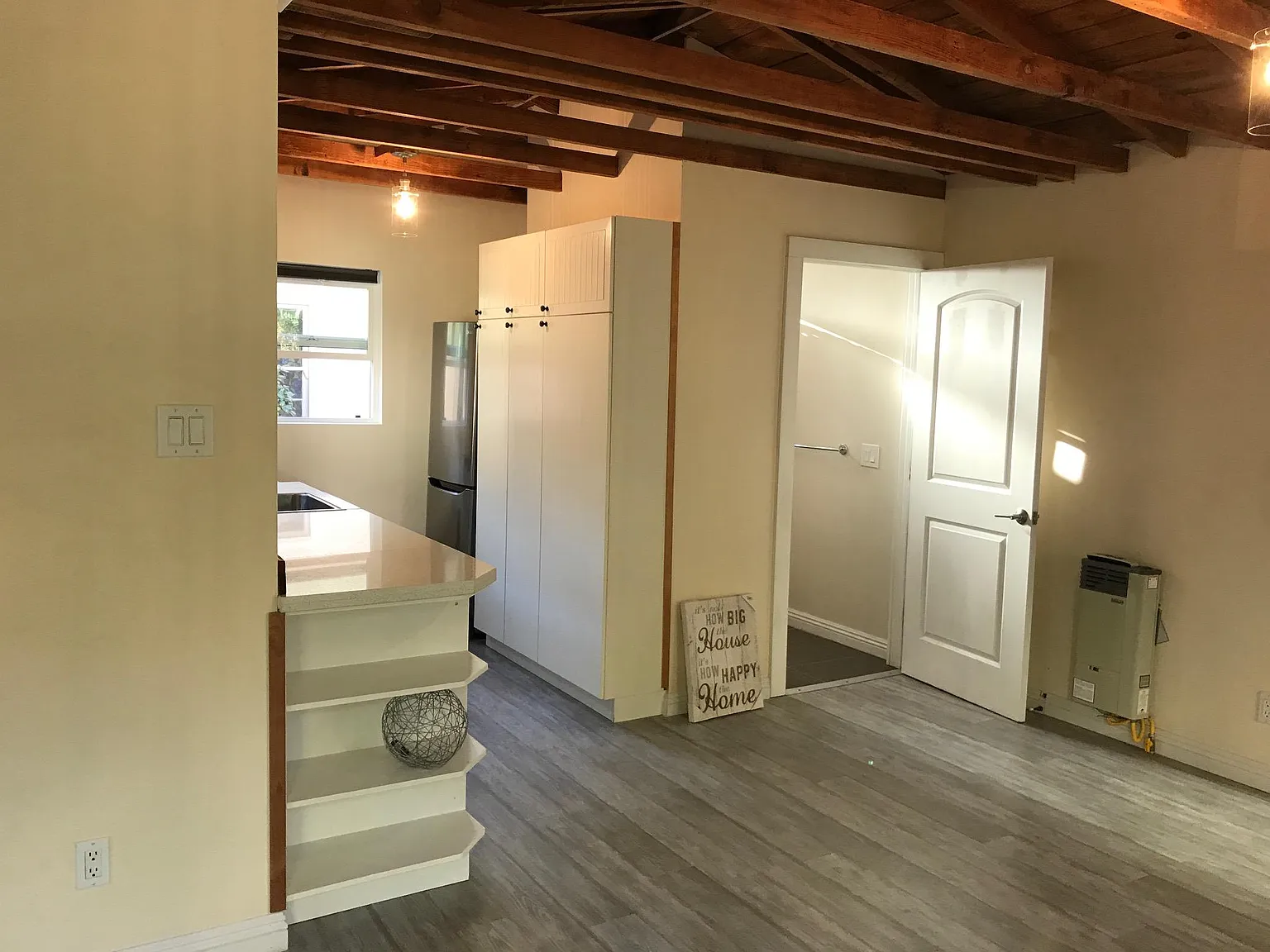 1 bed, $2,500 — Photo 3