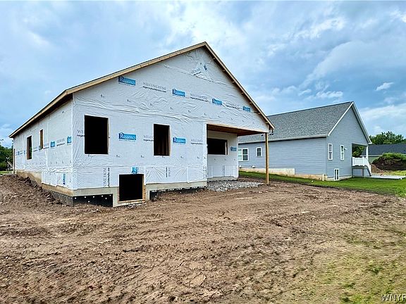 4th image of 7 Birch Ln