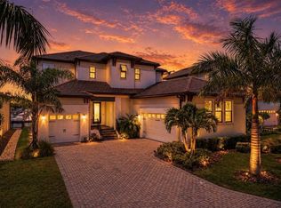 3016 Christophers Watch Ln, Ruskin, FL 33570