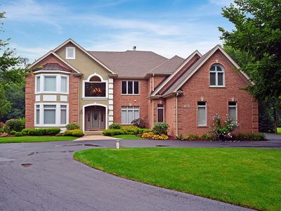 1260 Aberdeen Rd, Inverness, IL, 60067