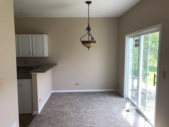 4th image of 436 Jamestown Ct #436