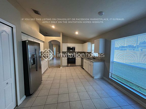 5th image of 10244 Hunters Haven Blvd