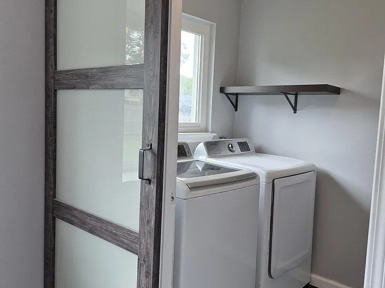 552 William Paca St — Photo 15