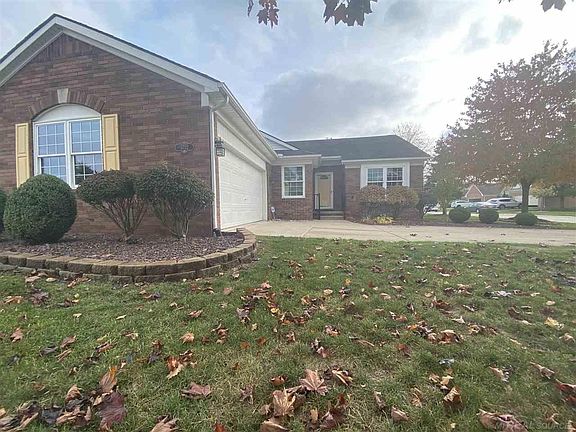 2nd image of 3722 Warwick Dr