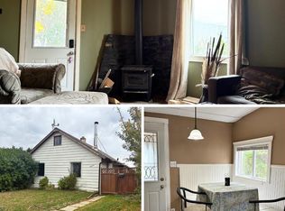 5231 46th St, Camrose, AB T4V1H4