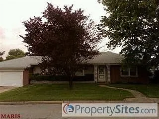 2128 Lilly Ave photo 1
