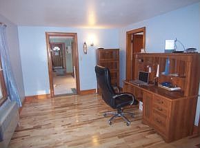 4th image of 14 Highland Ave
