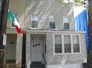 7113 67th St, Ridgewood, NY 11385