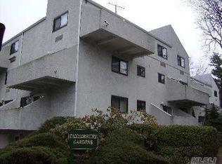 21 Canterbury Rd APT 20, Great Neck, NY 11021