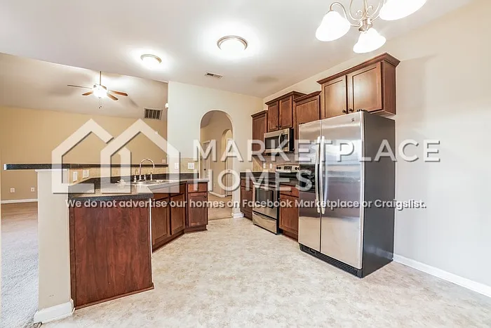 405 Peppermint Dr — Photo 8