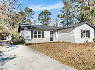 511 Millhouse Rd, Castle Hayne, NC 28429