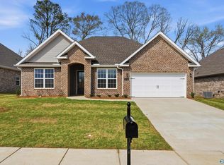3118 Lisa Ln SE, Decatur, AL 35603