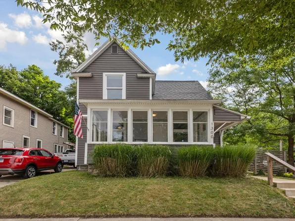 1300 Buffalo Ave NE, Grand Rapids, MI 49505