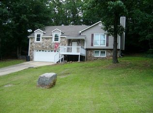 8715 Lakeview Cir, Pinson, AL 35126