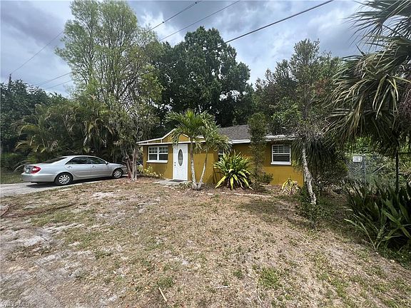 2nd image of 553 Carolina Ave