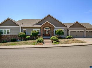 530 Fawn Ln, Philomath, OR 97370