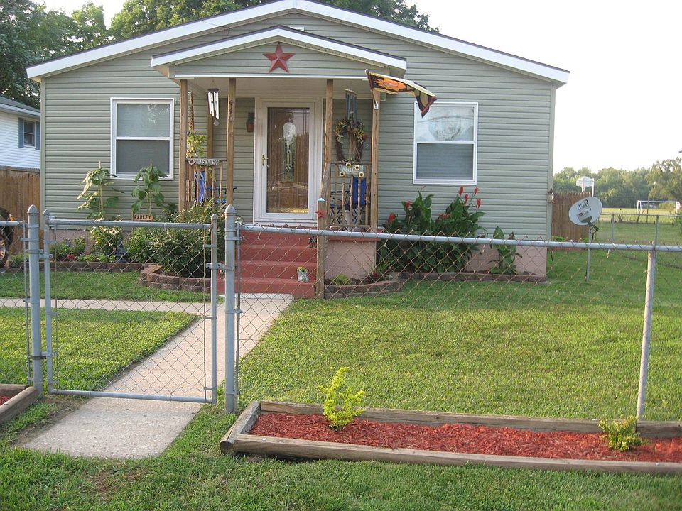 1st image of 440 N Pleasant Valley Ave