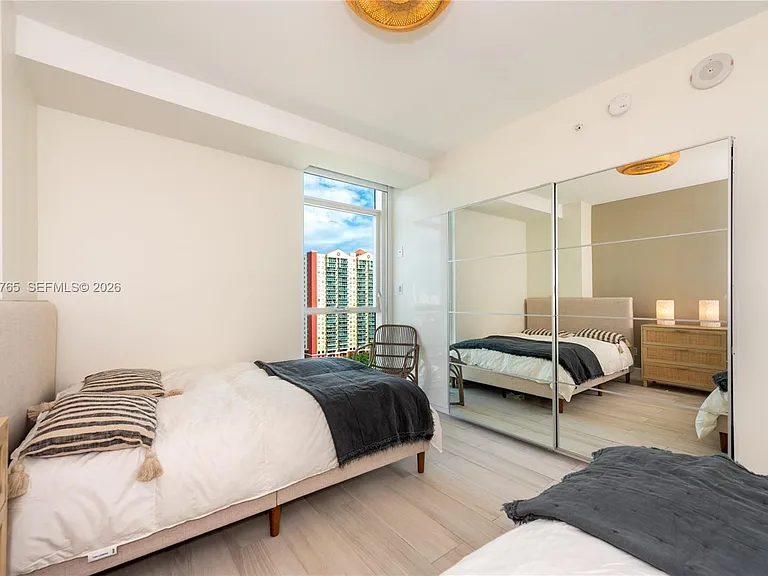 400 Sunny Isles Blvd #1518 — Photo 24
