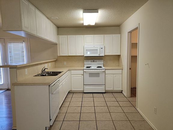 5th image of 410 Kline Ave #B