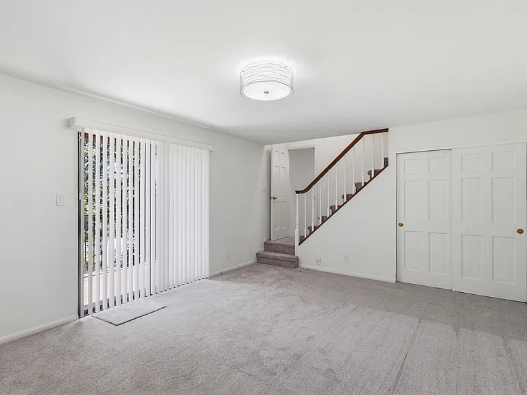 3 Kennedy Pl — Photo 34