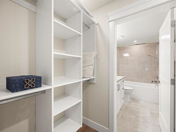 5th image of 11063 Ravine Rd #307