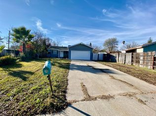 2106 Half Moon Ct, Sacramento, CA