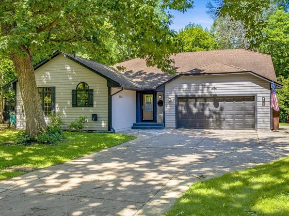 4785 Mayelin Ave NE, Saint Michael, MN 55376