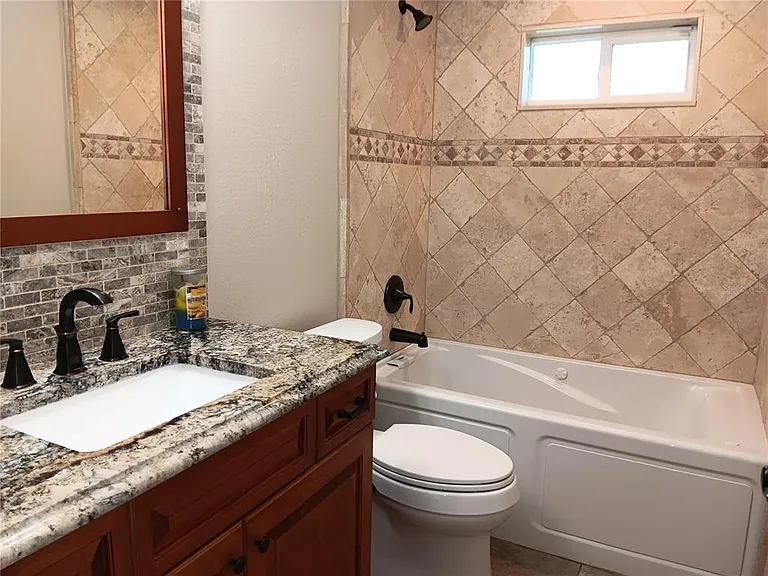 1302 Amble Ln — Photo 20